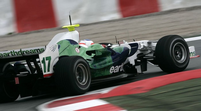 Barcelona: Hamilton duplázott 7 | Vezess Végre bejutottak a top10-be