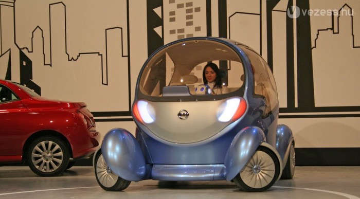 Minden kereke egymástól függetlenül mozgatható