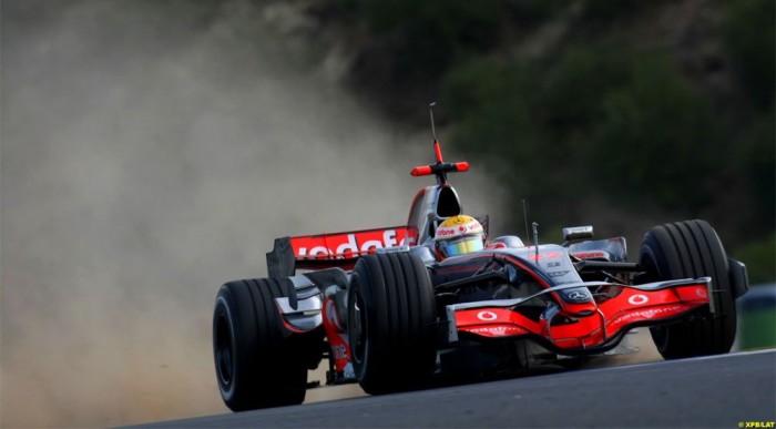 Alonso hisz Hamiltonban 6