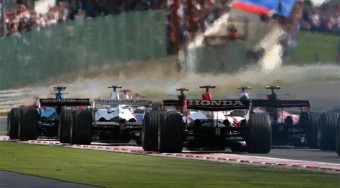 F1: A bajnok hátulról rajtol?
