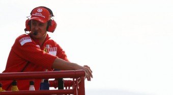 Schumi kiosztotta Räikkönenéket