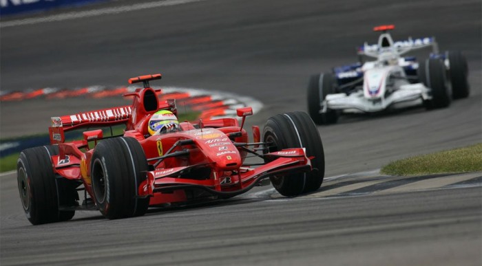 Veszélyes lehet a BMW 6 | Vezess Új ellenfél a láthatáron