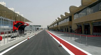 A McLarent hátrasorolják Bahreinben