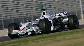 F1: A BMW kockáztatott