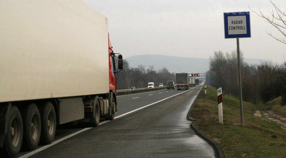 Újabb traffipaxok az M1-esen 6