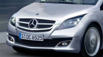 Késni fognak a kis Mercedesek