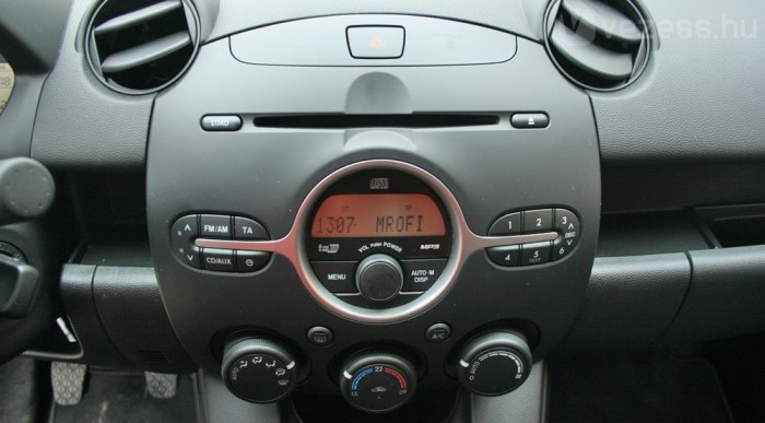 Kéne is, meg nem is 8 | Vezess Az MP3-at is lejátsza