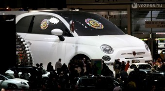 Lökd meg a kecskét!