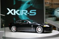 280-al repeszthet az XKR-S