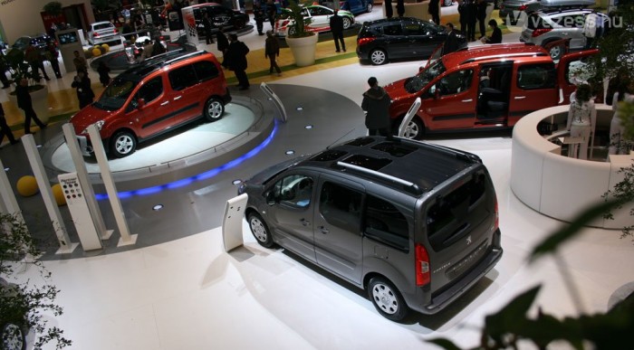 Belül jóval személyautósabb az új Partner