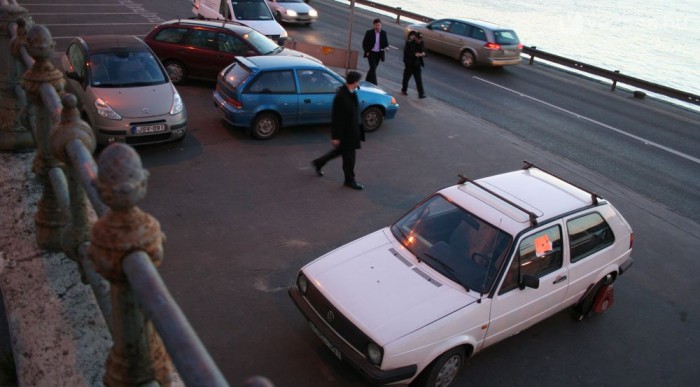 Ők itt kinek voltak útban?