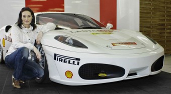 Ferrarikkal száguldoznak a magyarok