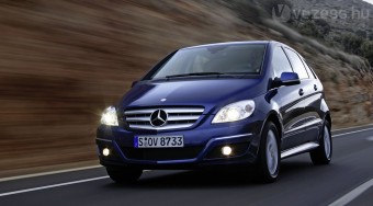 Maga parkol a kis Merci