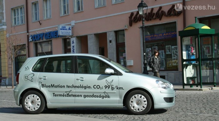 A Volkswagennél a kék a zöld 6 | Vezess Csupán 99 g/km a szén-dioxid-emissziója