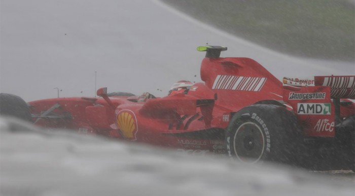 Szó szerint akárki nyerhet az esőben