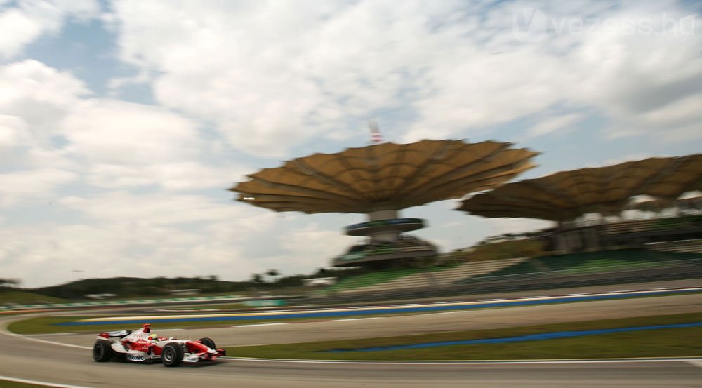 A Toyota pontokat akar szerezni