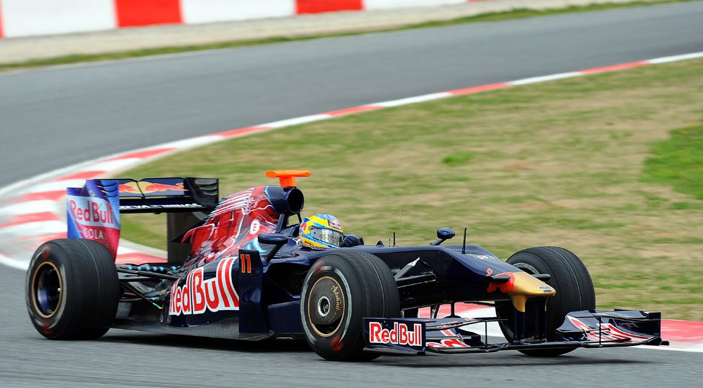 Scuderia Toro Rosso 8