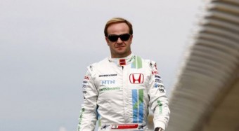 Barrichello nem akar menni