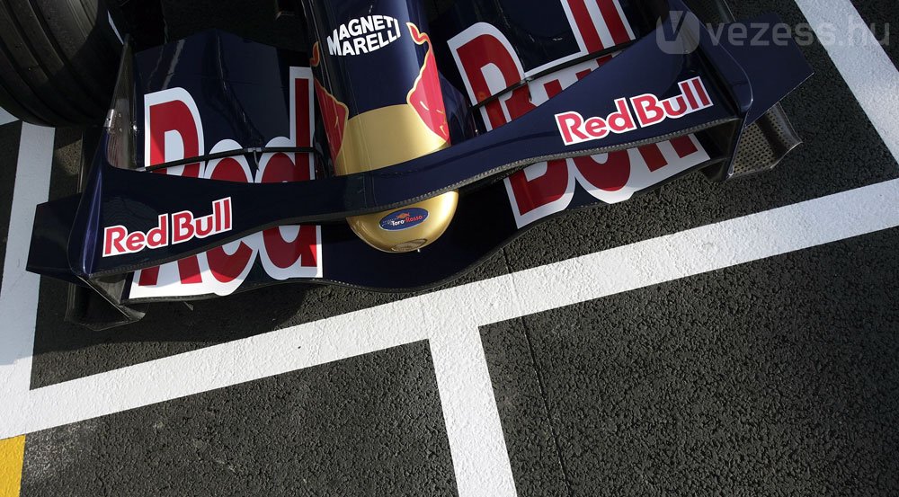 Rajtra kész az új Toro Rosso