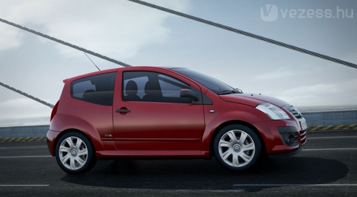 Magátol leáll a a pirosnál