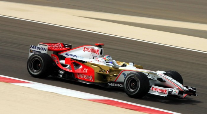 Sutil bekavart Alonsónak