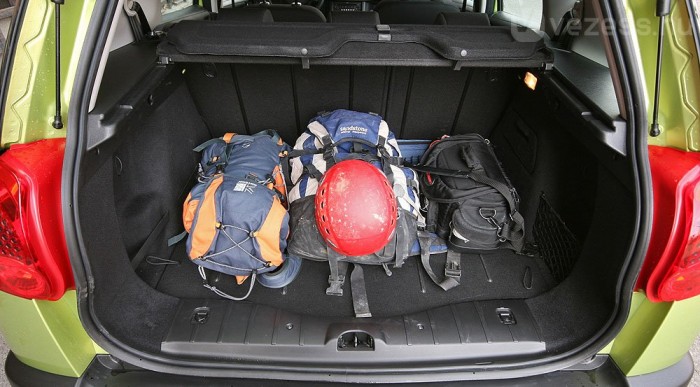 A kalaptartó nem a barátunk