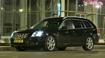 Cadillac BLS: Nem koporsószállító