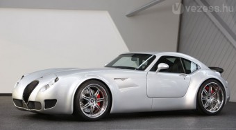 BMW motoros kétüléses