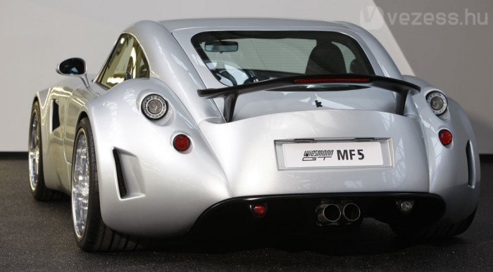 BMW motoros kétüléses 5