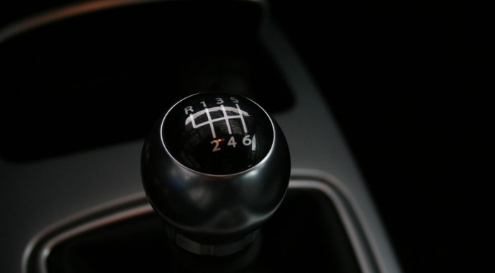 Új a váltó borítása