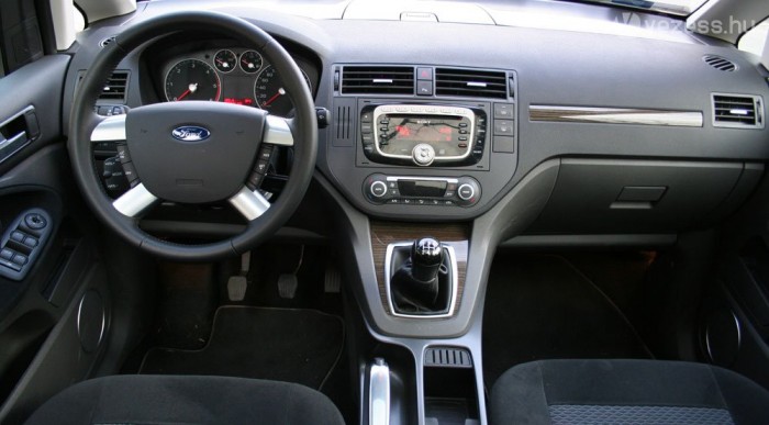 Ford C-MAX: Focus helyett? 7 | Vezess Otthonos, gusztusos, focusos