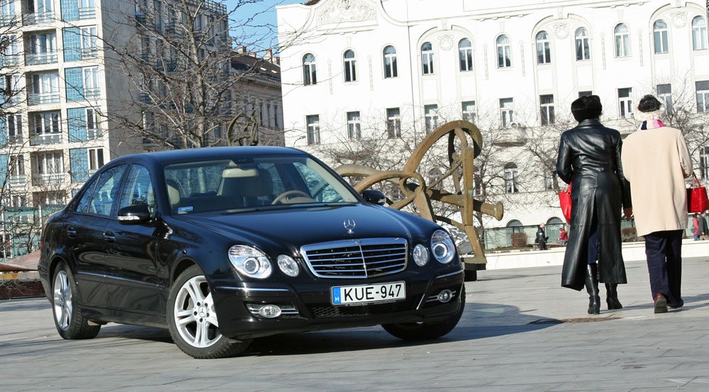 Mercedes E 420 CDI: Jegelt vulkán 8