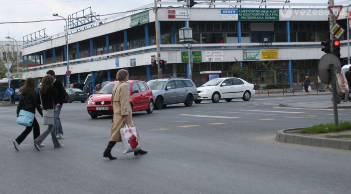 Miért vagy paraszt? 8 | Vezess Mindig el kéne engedni a gyalogosokat