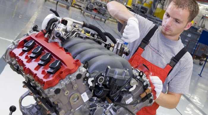 Nálunk a világ 2. legnagyobb motorgyára 6