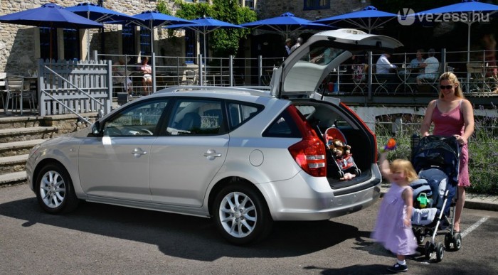 Egy hiteles kismama a Kiától