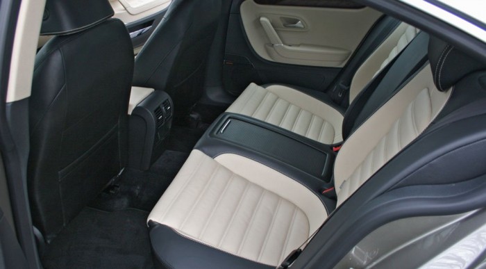 Passat CC: Mindenből a legjobbat 7 | Vezess Hátul is sportülések vannak