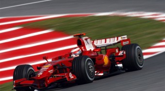 Räikkönen duplázott, Alonso feltámadt