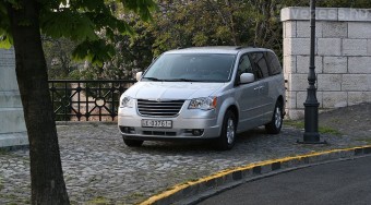 Chrysler Grand Voyager 2,8 CRD