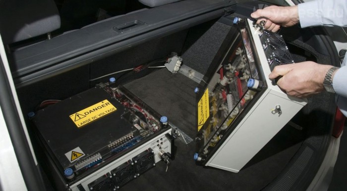 Az akkumulátorok kivehetőek