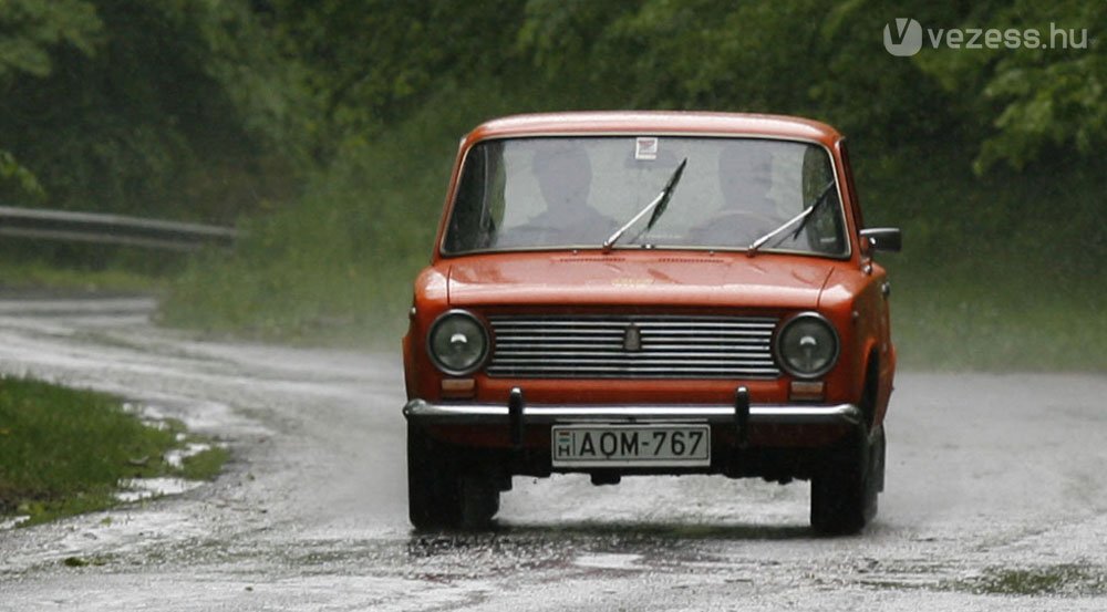 Lada az élen, 1976-ból