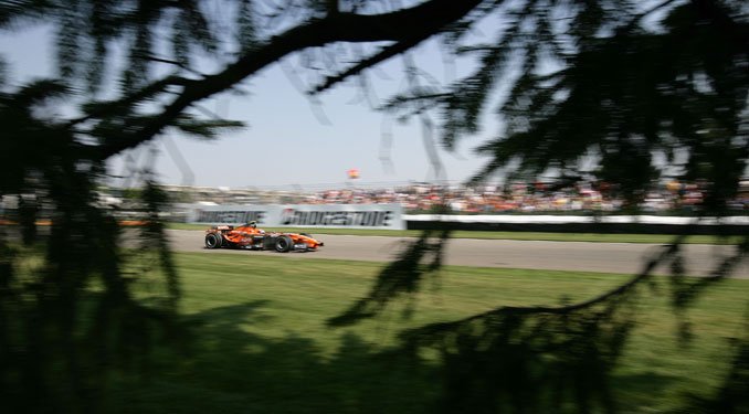 F1: Fogy az idő Amerikában 24