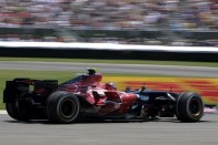 F1: Fogy az idő Amerikában 76