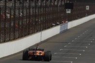 F1: Fogy az idő Amerikában 77