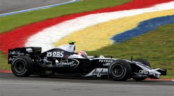 A Williams kitart a Toyotánál