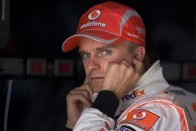 Kovalainen versenyezhet 156