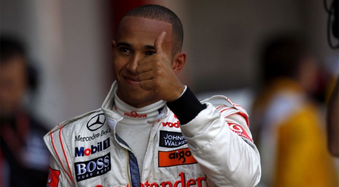 A színpadon is kipróbálja magát