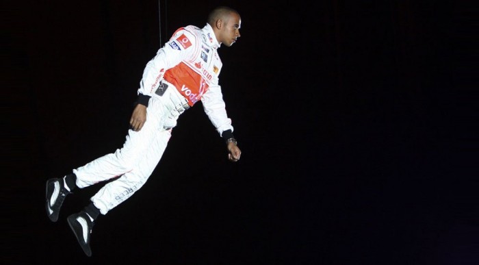 Hamilton össze-vissza beszél 6 | Vezess Nehéz követni