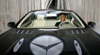 Hamilton Beckhamnél is gazdagabb lehet