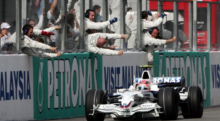 Három hét múlva nyerhet Kubica 6 | Vezess A megfelelő pályán bármi lehet