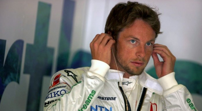 Button jövőre is marad 6 | Vezess Egy év még biztos